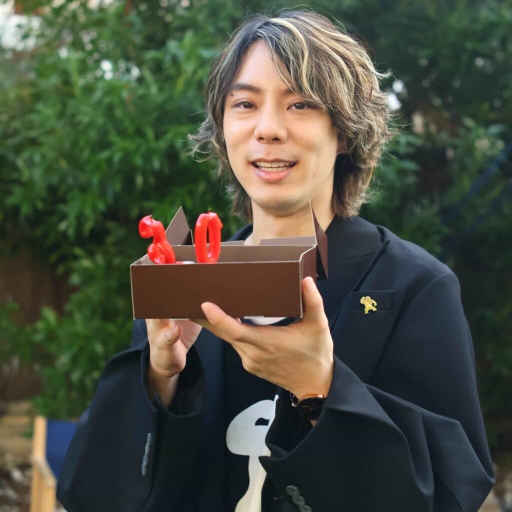 Entrevista-We-Are-Aliens-Kohei-Kadowaki-Hanami-Dango_02
